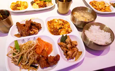 ランチ980円で中華バイキング！八王子駅近に『逸品居』がオープン