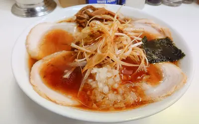 受け継がれてきた八王子ラーメンの王道。地元に愛され続ける一杯『みんみんラーメン本店』