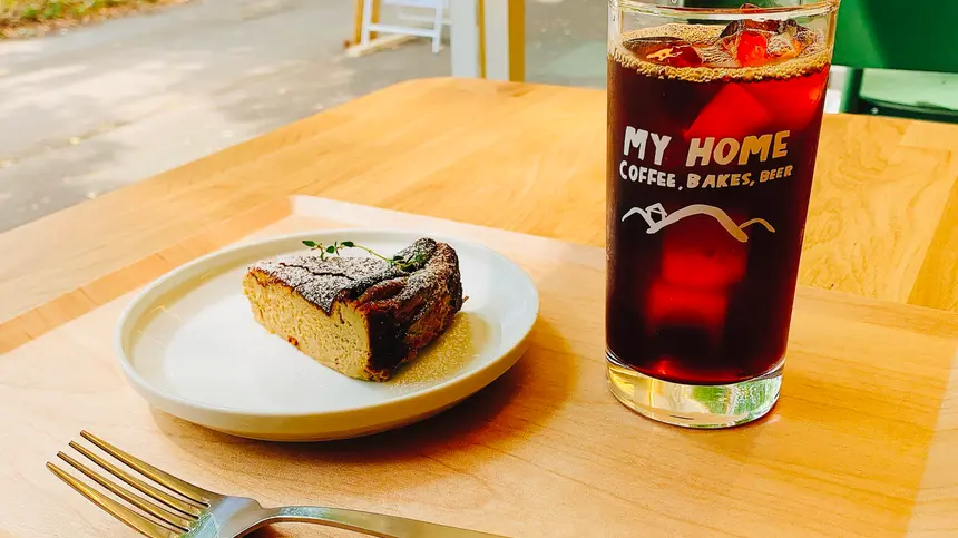 My Home (マイ ホーム)// Coffee, Bakes, Beer