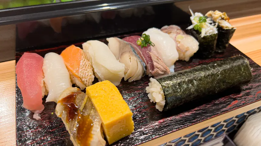 1貫45円から!!人気の立ち食い寿司『四十五寿司』西八王子店オープン！