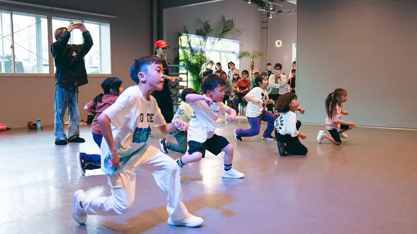 日本一のダンスチームが先生！『studio KAJIMAYA』は未経験キッズこそ行くべきスクール