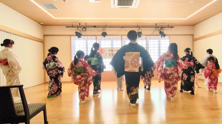 日本の伝統美!花柳菊小太郎先生に習う『伝統文化こども日本舞踊教室』