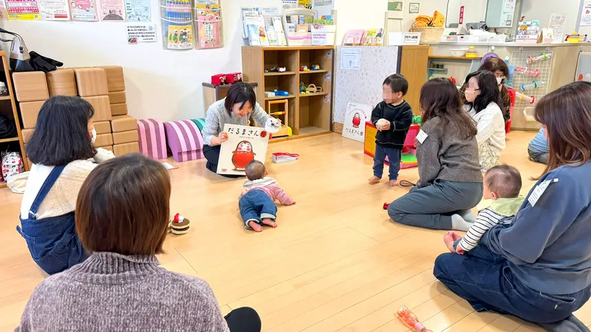 赤ちゃんもOK！京王堀之内駅すぐの親子広場『親子つどいの広場堀之内 カシュカシュ』で遊ぼう！