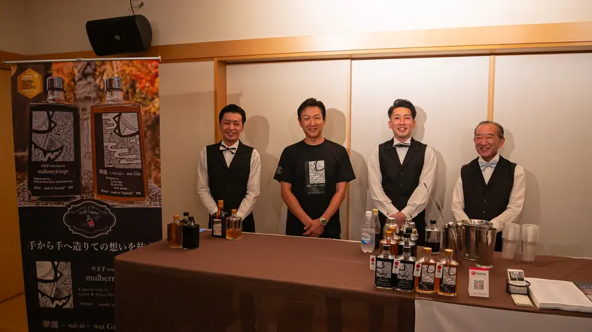 八王子まつりに優雅なひととき。桑都テラスで楽しむ本格カクテルとお祭りメシ【編集部の日常】