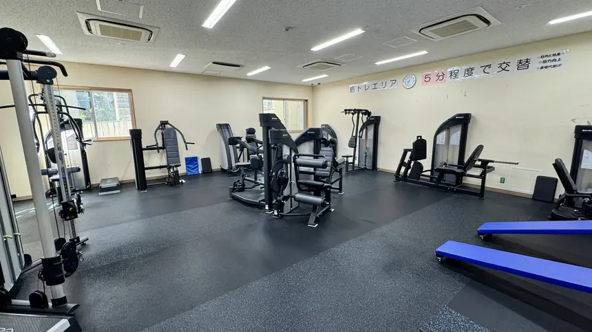 1回300円で充実設備！市民ジムで気軽に始める筋トレライフ