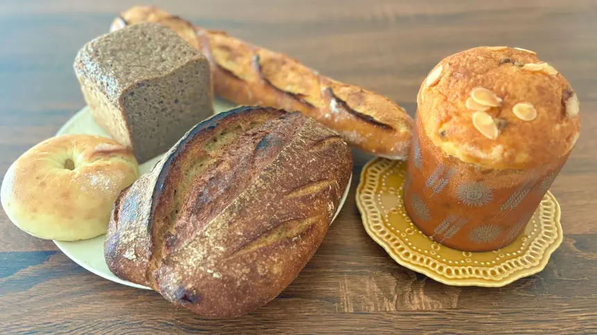 休業を経てパワーアップ！自家製酵母×新しい製法のこだわりパン『イイダベーカリー』【下柚木】