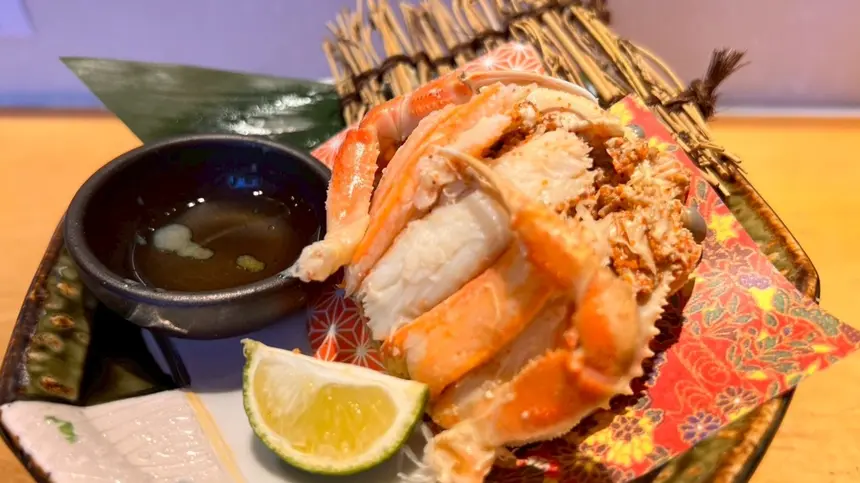 今だけの贅沢。“香箱ガニ”を味わう冬 八王子『輝らり』で限定提供