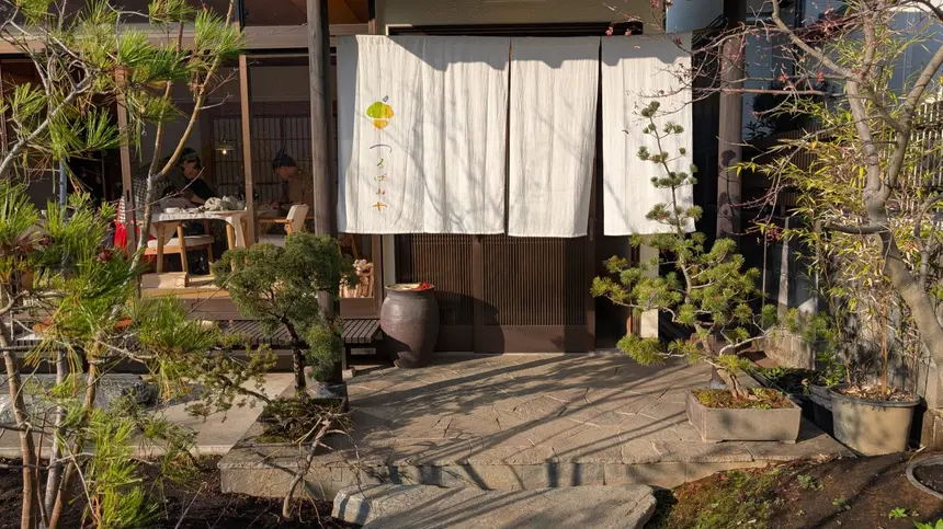 裏高尾に新たな癒やし空間が誕生！陶芸アトリエ兼ギャラリー『つるばみ堂』オープン