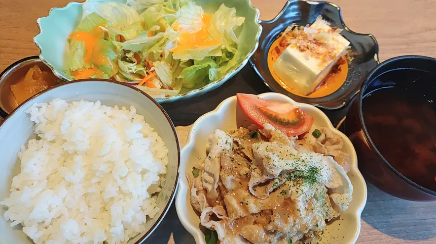 1,000円で大満足ランチの『Cafe Dining ICHIFU(一歩)』ランチ営業を一時休業