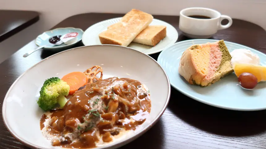 高尾山のふもとで心ほどけるおいしいひとときを『コーヒーアドベンチャー』