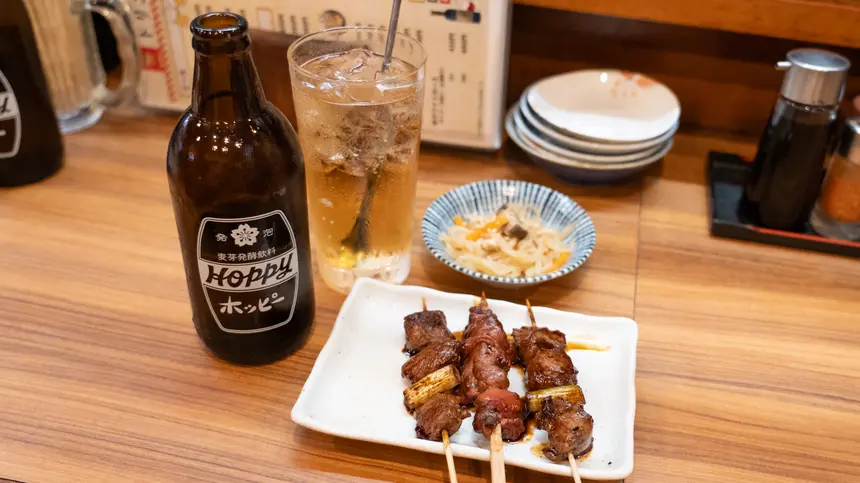 年季の入った雰囲気がたまらない！老舗やきとり店『金太郎』でちょい